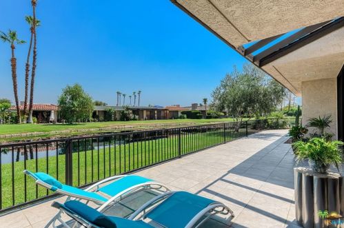 5 Reed Ct, Rancho Mirage CA  92270-3712 exterior