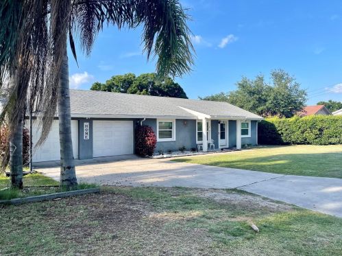 595 Columbia St, Lake Alfred, FL 33850-3242