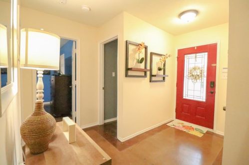 1012 Triple Crown Dr, Fort Worth TX  76179-2324 exterior