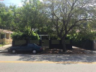 1878 Echo Park Ave, Los Angeles, CA 90026-1806