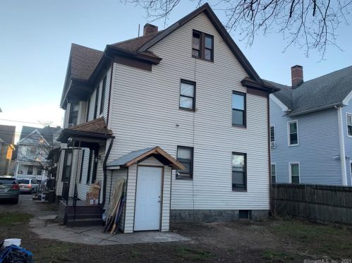 48 Poplar St, Bridgeport, CT 06605-1973