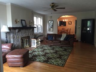 802 Gaskill Ave, Jeannette, PA 15644-3304