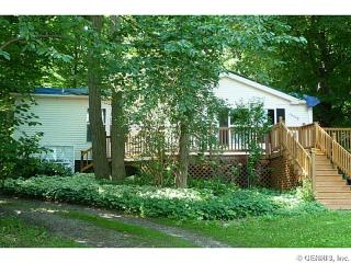 10998 Transit Rd, Linwood, NY 14525-9744
