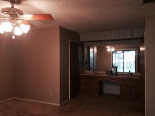 519 Willow Creek Cir, San Marcos TX  78666-5025 exterior