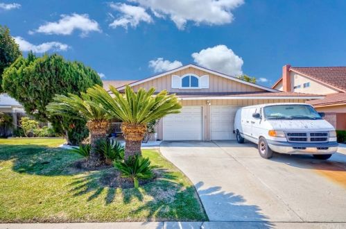 408 Ximeno Dr, Fullerton, CA 92835-1112