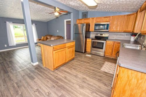 208 Gregory St, Cardington OH  43315-1114 exterior