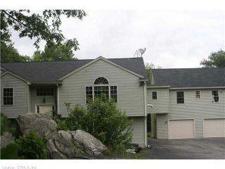 26 Amanda Ln, Norwich, CT 06351-2604