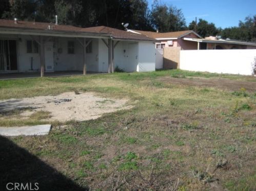 2275 Ramona Ave, San Bernardino CA  92411-1239 exterior