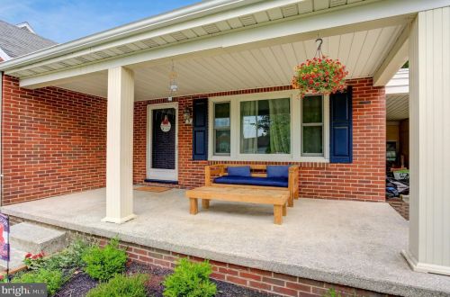 5 Lee St, Hanover PA  17331-1923 exterior