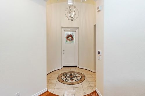 3745 Hollingsworth Rd, Altadena CA  91001-3857 exterior