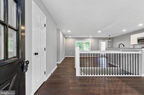 14676 Alps Dr, Woodbridge VA  22193-3322 exterior