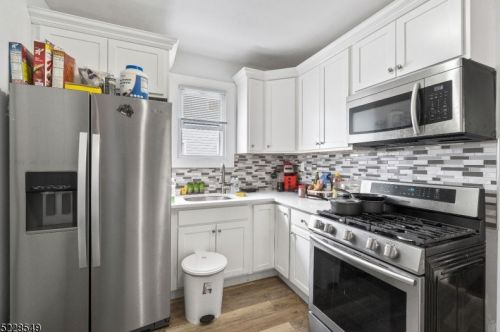 227 Hollywood Ave, East Orange NJ  07018-3941 exterior