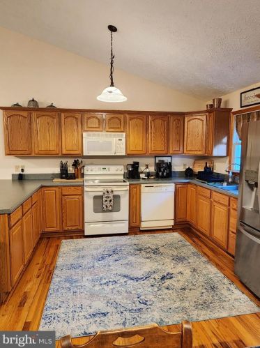 8736 Kentucky Springs Rd, Mineral VA  23117-4684 exterior