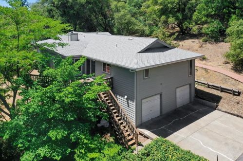 19221 Wolf Creek Rd, Grass Valley CA  95949-6913 exterior