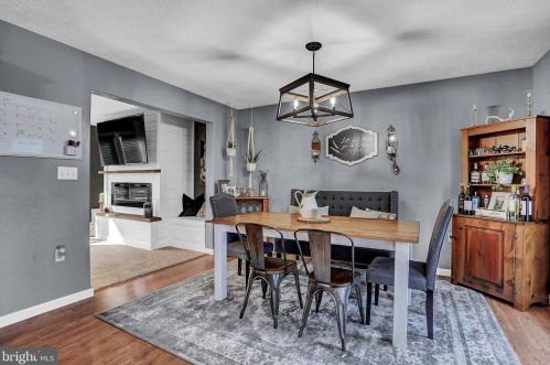 60 Independence Dr, Lees Cross Roads PA  17257-8225 exterior