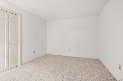 8180 Tpke Dr, Westminster CO 80031-4329 exterior