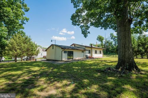 2810 Good Intent Rd, West Deptford NJ  08096-4456 exterior