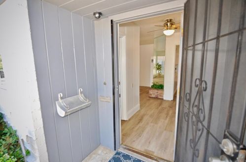 5115 Ewing St, San Diego, CA 92115-1415