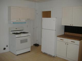 1734 Thomaston Ave, Waterbury CT  06704-1029 exterior