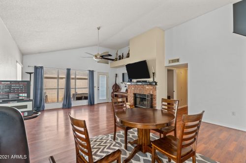 1164 Naples Dr, Chandler, AZ 85226-1458