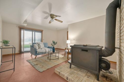 2375 Chickasaw Dr, London OH  43140-9014 exterior