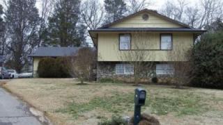 9101 Thayer Cir, Knoxville, TN 37923-2234