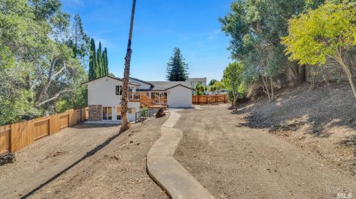 131 Carlisle Way, Benicia CA  94510-1616 exterior