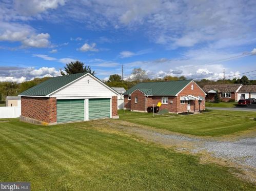 281 Gernants Church Rd, Dauberville PA  19533-8610 exterior