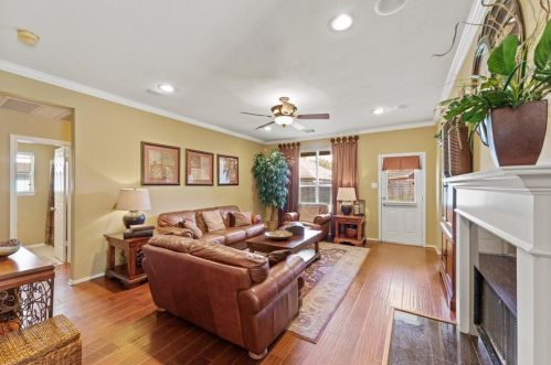 7223 Chasegrove Ln, Richmond TX  77407-6498 exterior
