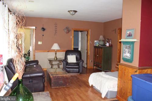 128 Chestnut Ave, Camden NJ  08107-2207 exterior