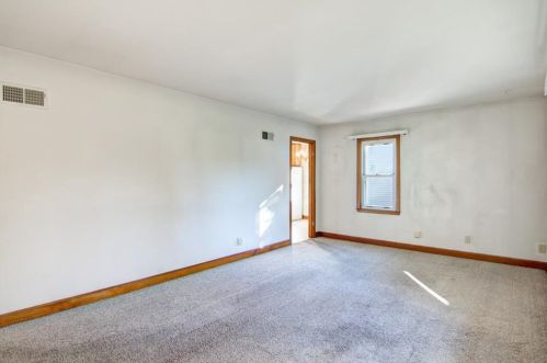 1700 Fenwick Ave, Eau Claire, WI 54701-4471