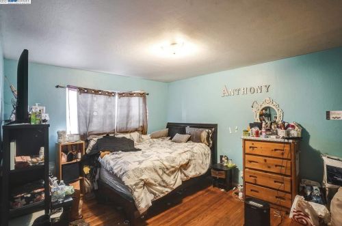 1517 51st Ave, Oakland CA 94601-5237 exterior