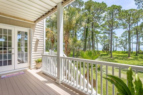 200 Gramercy Plantation Blvd, Saint George Island FL  32328-3640 exterior