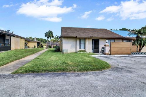 12116 Sand Pebble Way, Orlando, FL 32824-8694