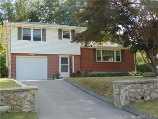 178 Virgo Dr, Groton, CT 06340-2449