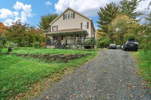 259 Shaw Rd, Middletown, NY 10941-3246