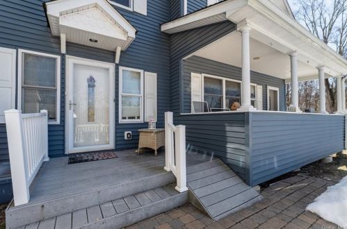 1 Bede Ter, Cornwall NY  exterior