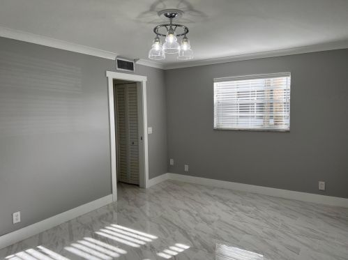 153 Normandy D, Delray Beach FL  33484-4754 exterior