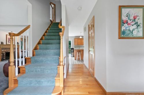 54 Jacobson Farm Rd, East Hampton CT  06424-1659 exterior