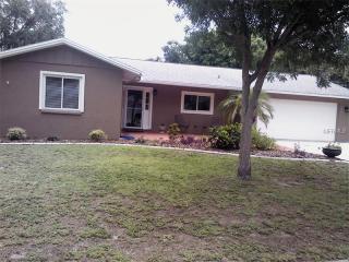 5481 Winewood Dr, Sarasota, FL 34232-5625