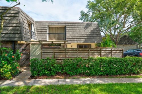 1307 13th Ter, West Palm Beach, FL 33418-3611