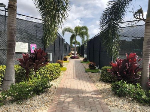 6680 Via Roma, Delray Beach FL  33446-3730 exterior