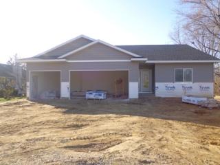 4662 Hoff Rd, Waterloo, IA 50701