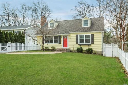 148 Chestnut Cir, Northport, NY 11768-2013