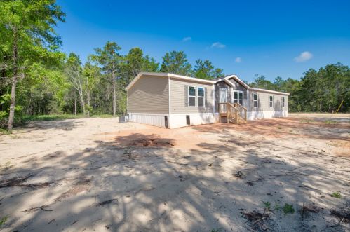 498 Arbour St, Defuniak Springs, FL 32433-4896