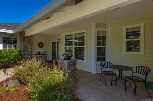 1814 Capstone Ct, Chico, CA 95926-9604