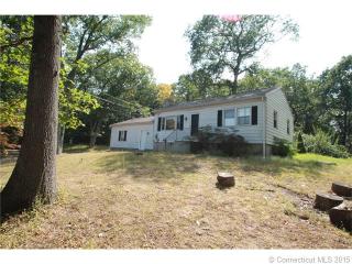 430 Shelton Ave, Huntington, CT 06484-2859