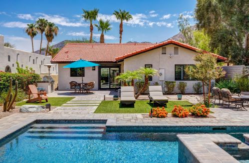 54435 Avenida Madero, La Quinta CA  92253-3620 exterior