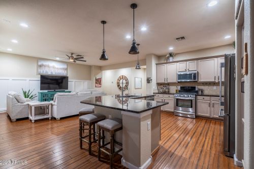 3237 Park Ave, Gilbert, AZ 85234-4113