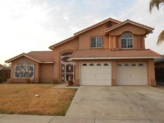 2311 Siena Dr, Delano, CA 93215-9228